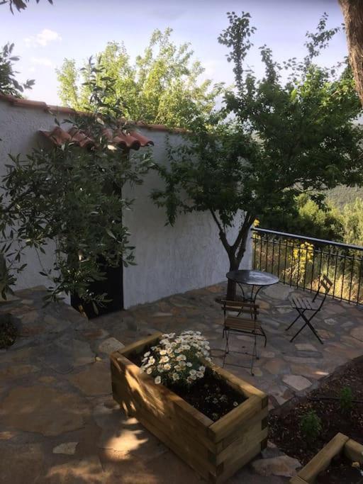 Theisoa.Old Little House In The Garden . Andritsaina. Vila Exterior foto