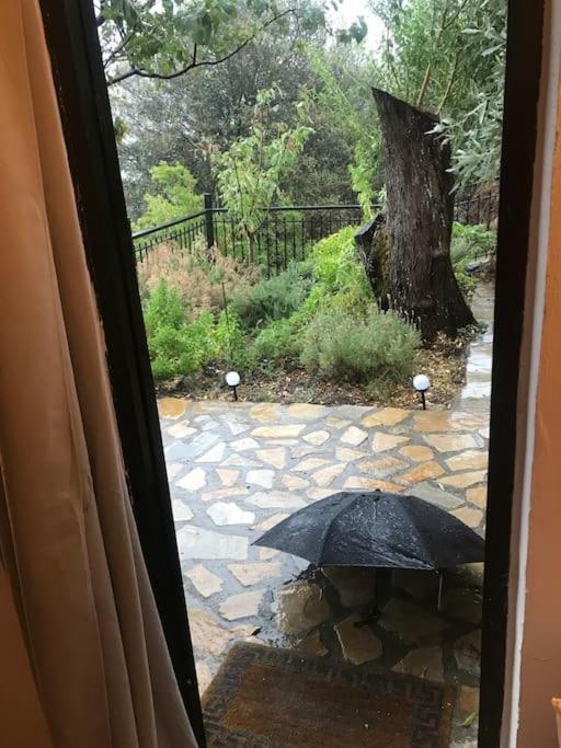 Theisoa.Old Little House In The Garden . Andritsaina. Vila Exterior foto